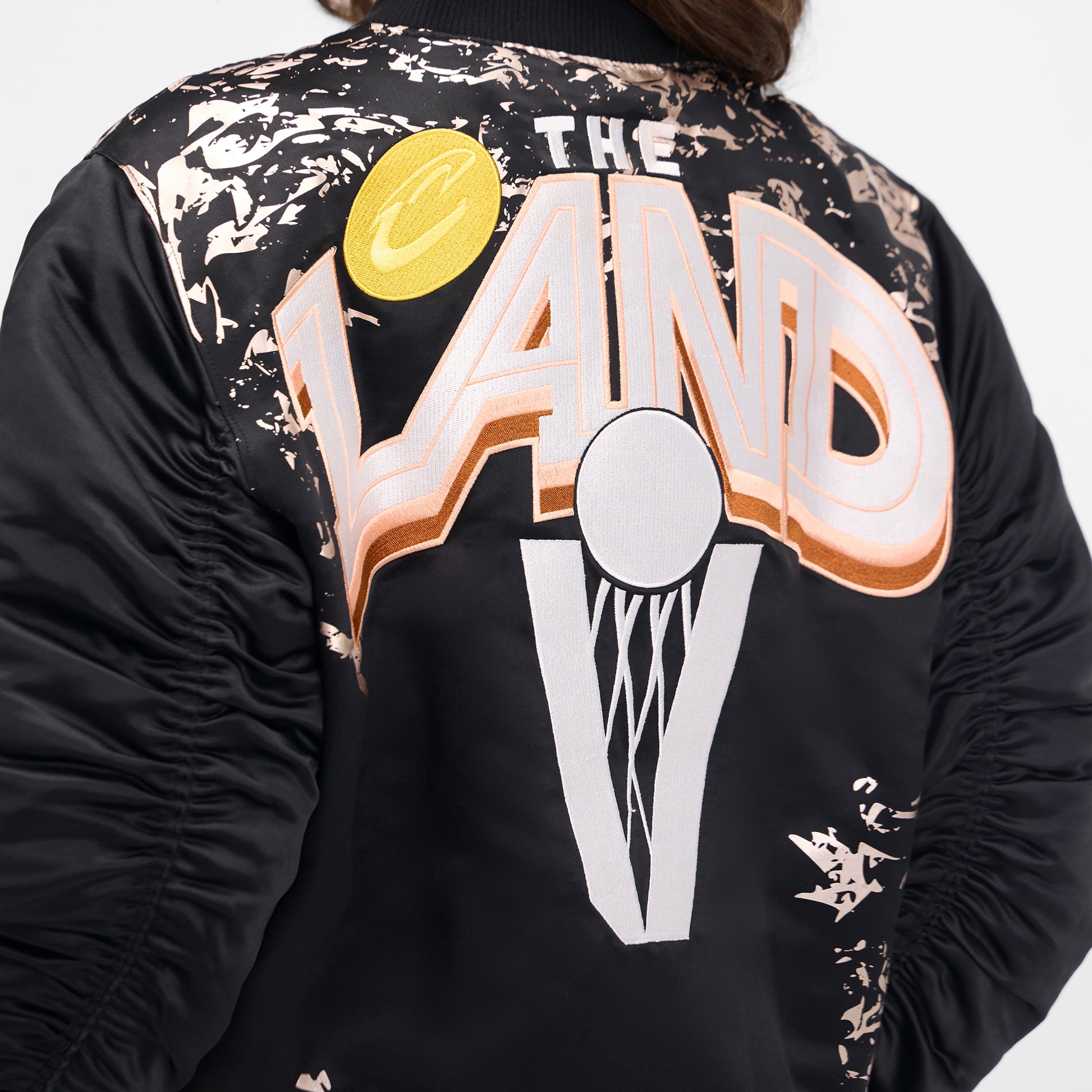 Chicago Bulls 2025 City Edition Women's Black Jacket