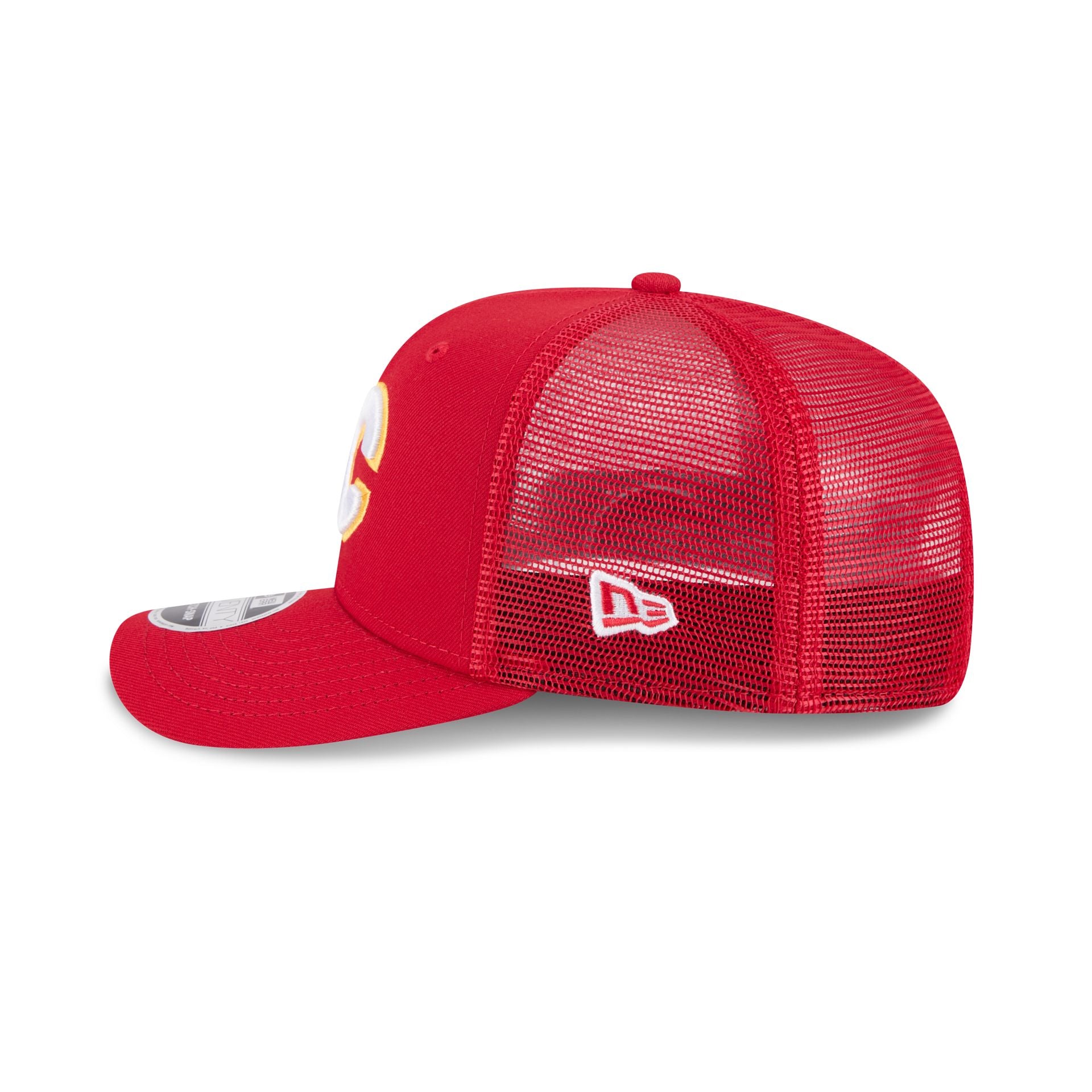 Calgary Flames Simple 9SEVENTY Trucker Hat