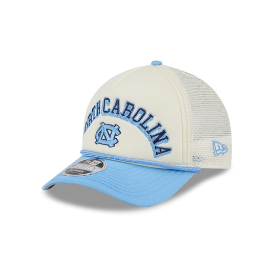 North Carolina Tar Heels Chrome Arch 9FORTY M-Crown A-Frame Trucker Hat - New Era Cap