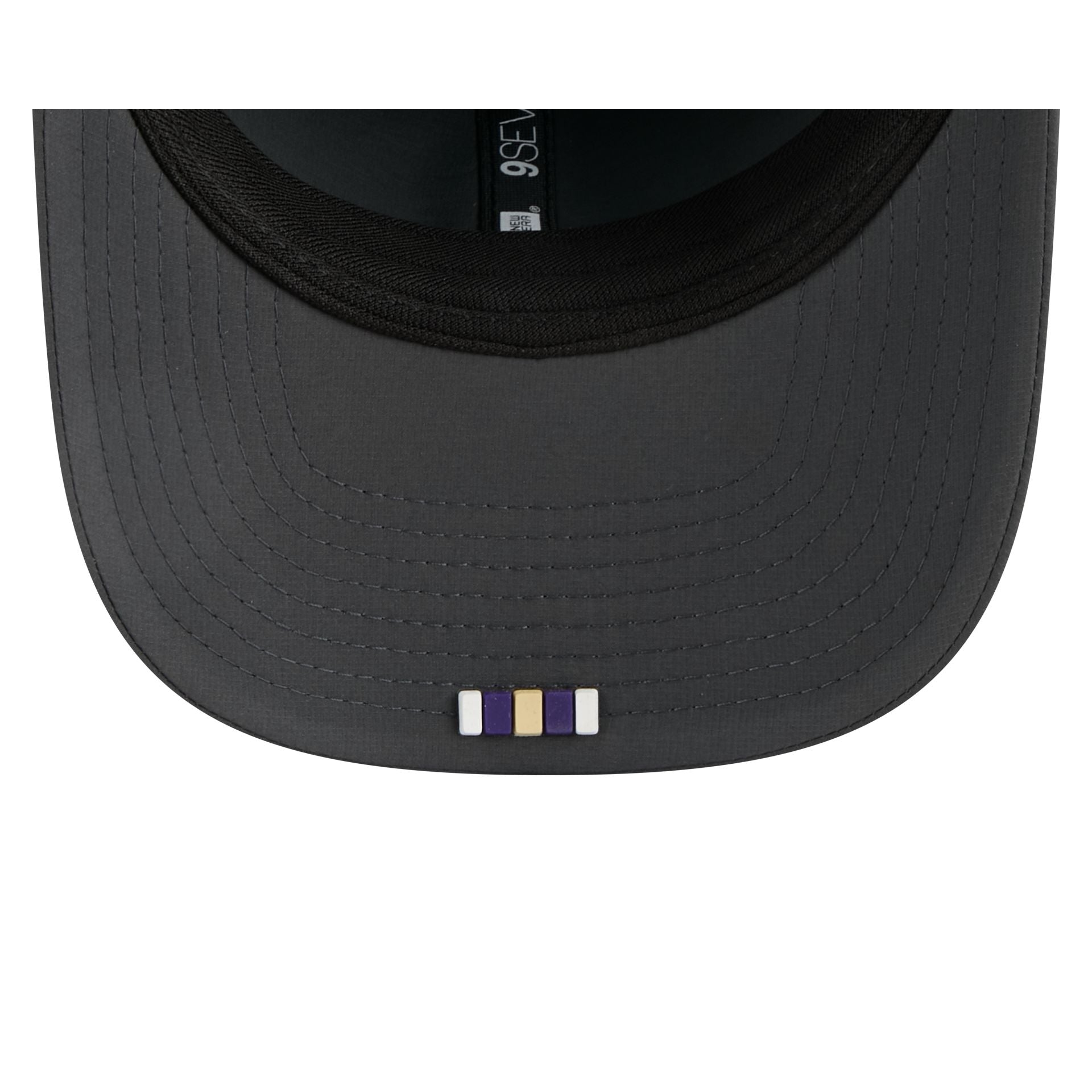 Washington Huskies Cold Weather 9SEVENTY Stretch-Snap Hat