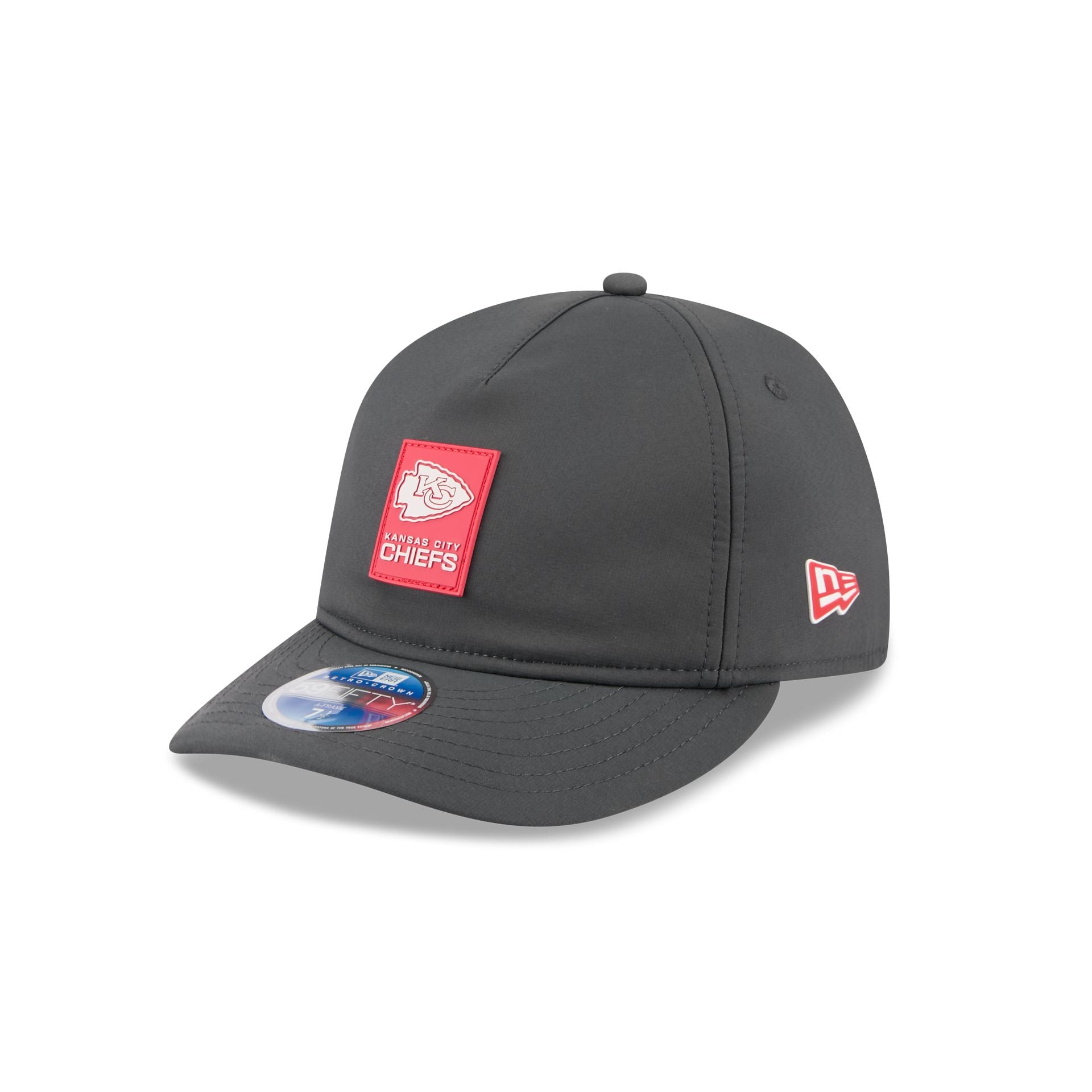 Kansas City Chiefs 2025 Sideline Cold Weather Steel Clouds Retro Crown 59FIFTY A-Frame Fitted Hat