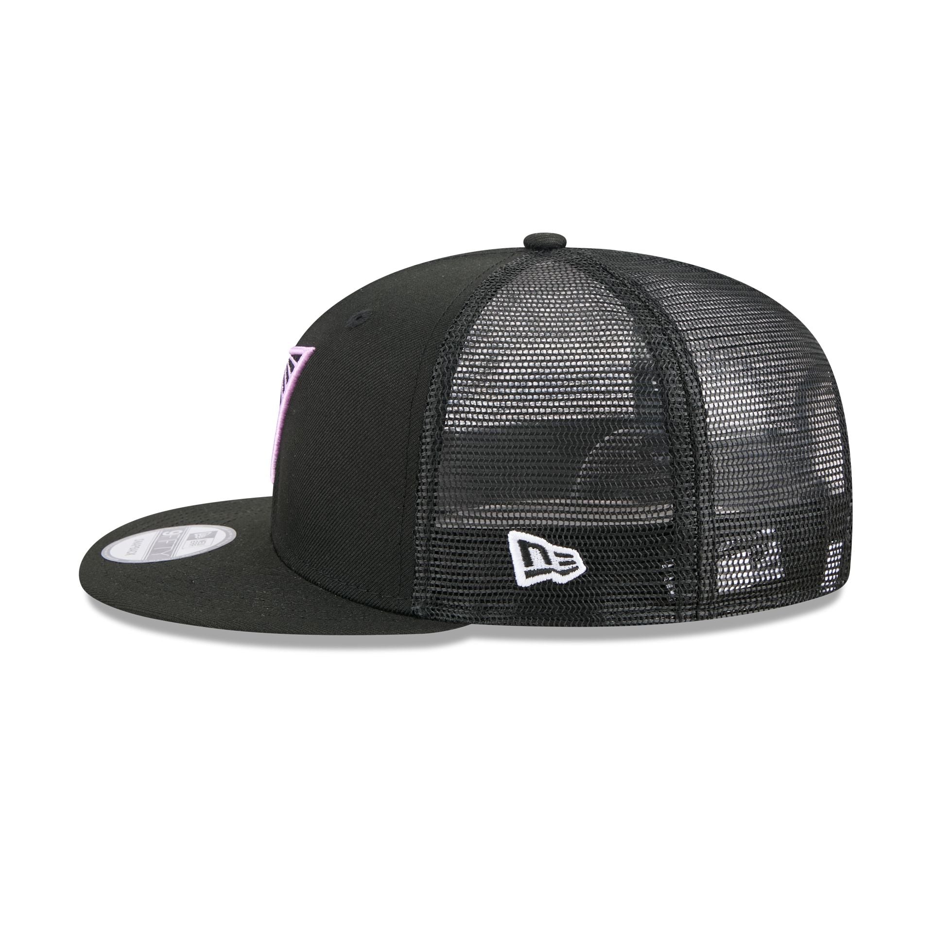 Golden State Valkyries Black 9FIFTY Trucker Hat