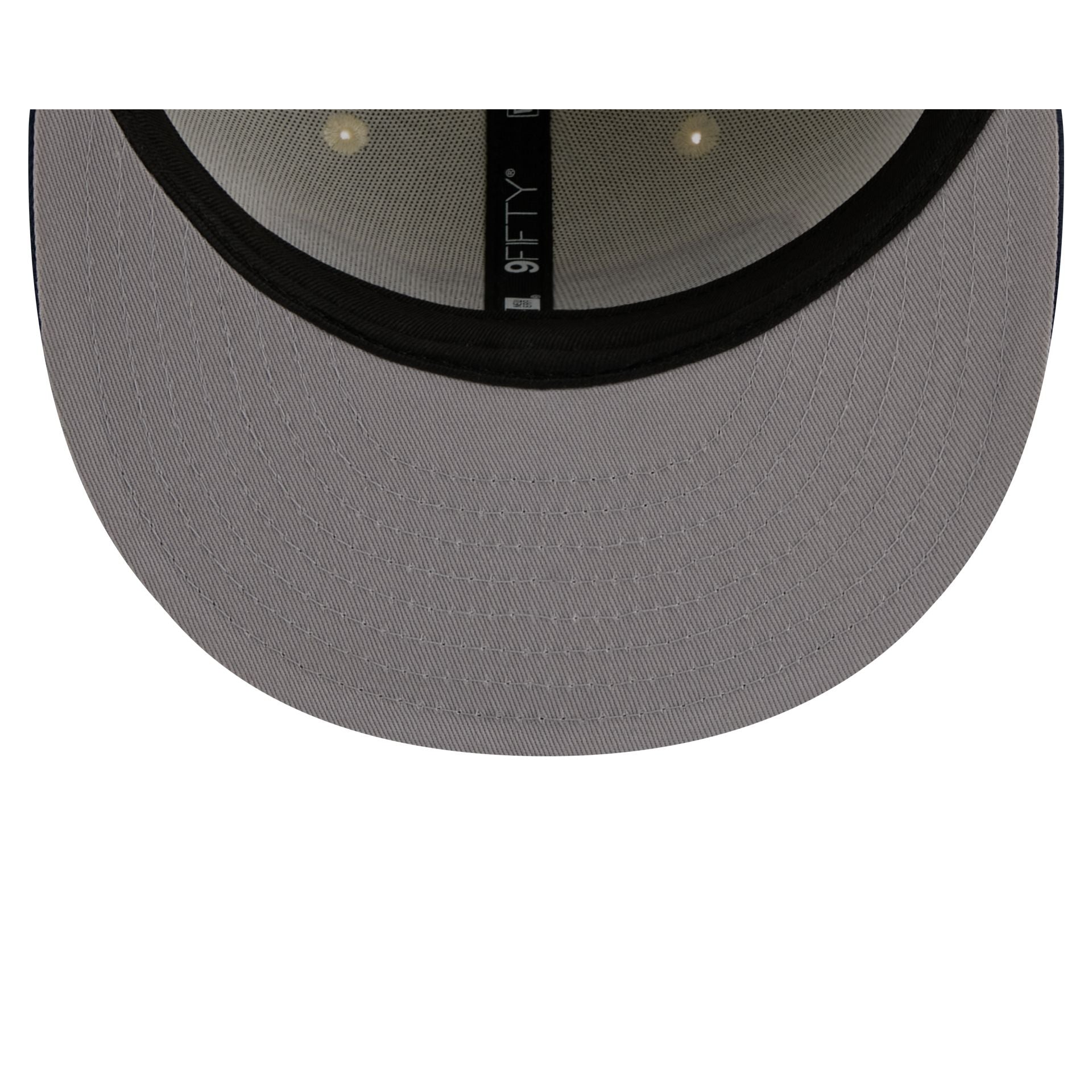 Oklahoma City Thunder 2025 City Edition Chrome White Corduroy 9FIFTY Snapback Hat