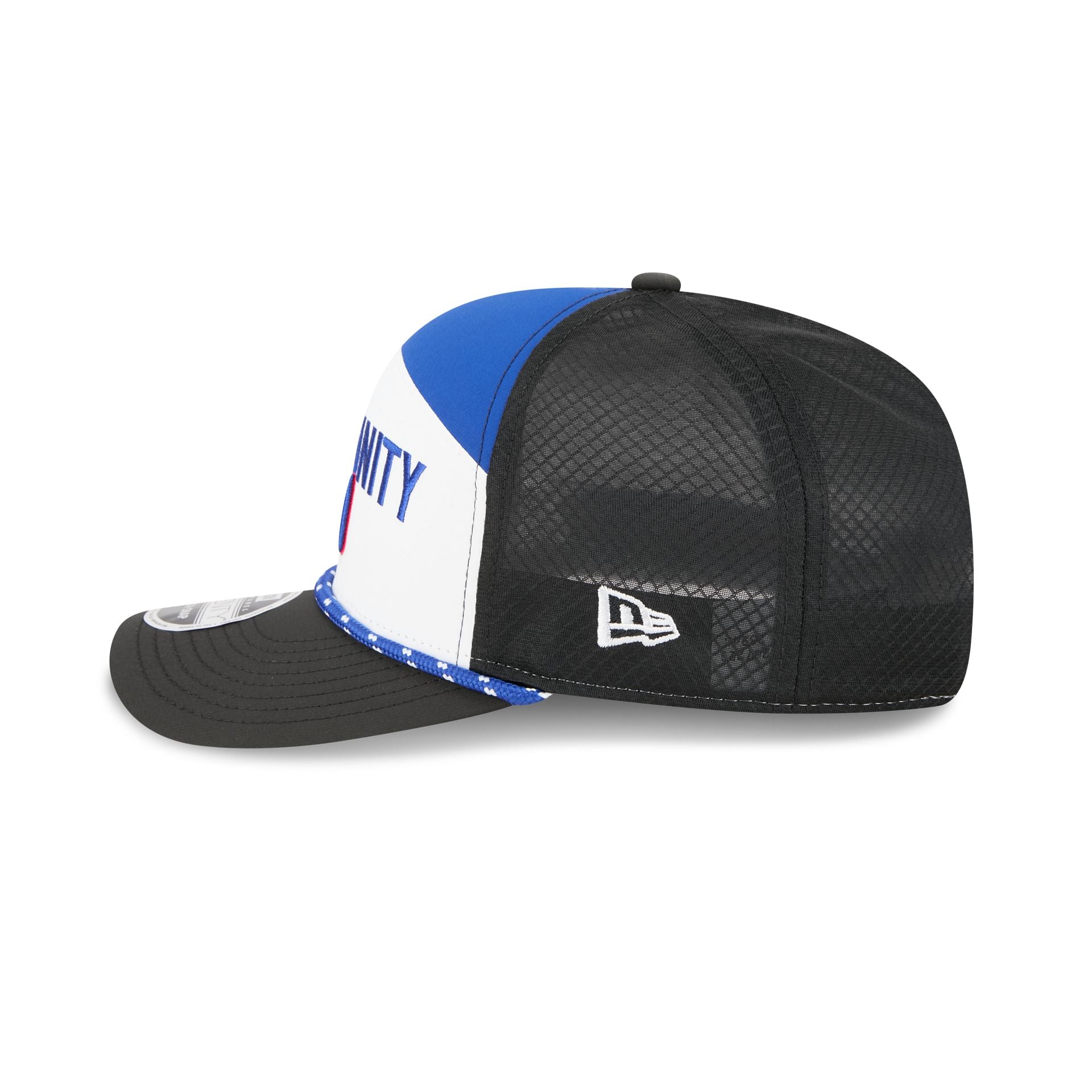 New York Giants 2025 Inspire Change Split Panel 9SEVENTY Trucker Hat