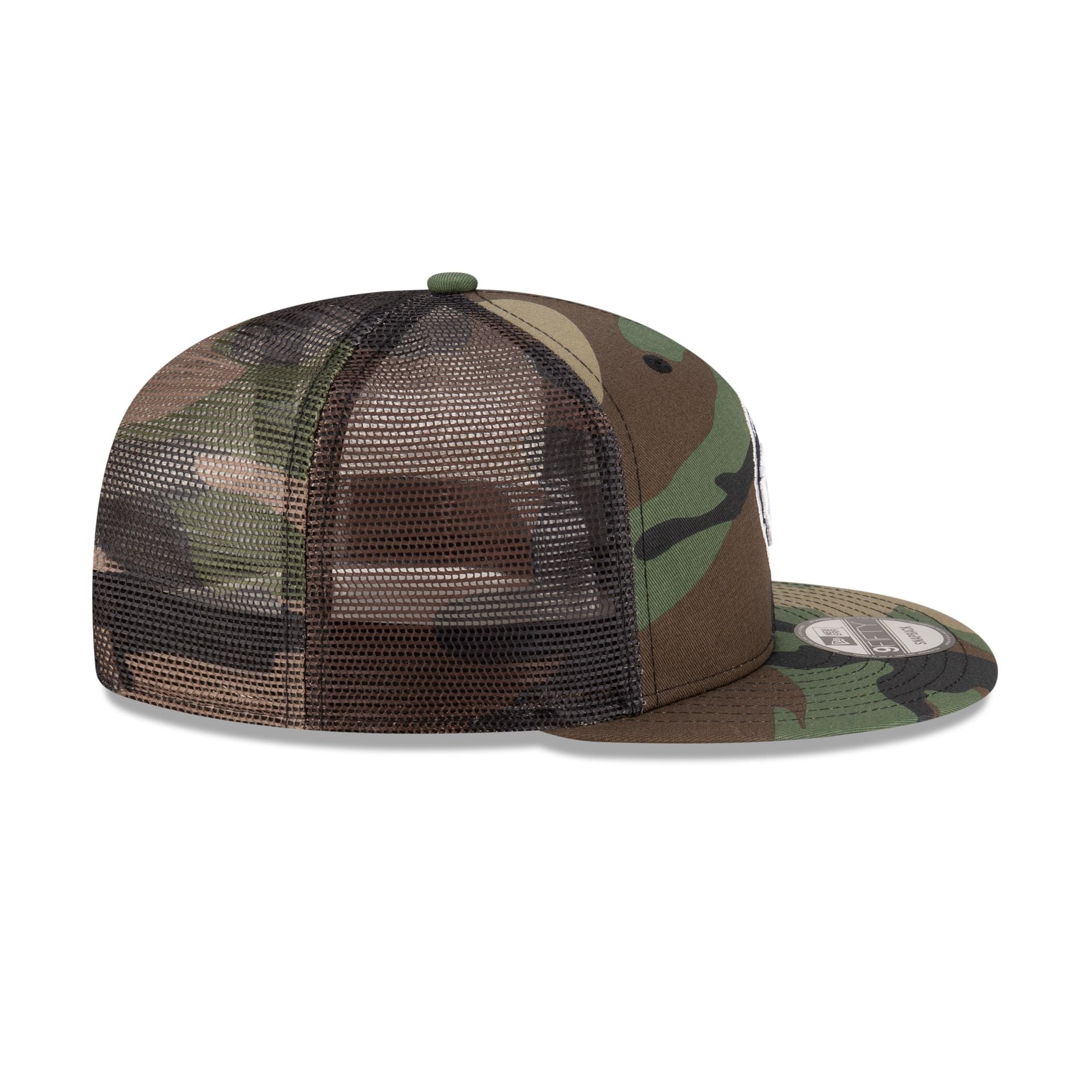 Connecticut Huskies Camo 9FIFTY Trucker Hat